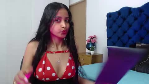 Snapshot of lili666_ chatting on 26, 10, 2025 Lili online show from 26, 10, 2025