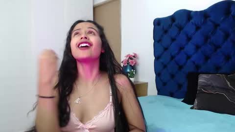 Snapshot of lili666_ chatting on 27, 10, 2025 Lili online show from 27, 10, 2025