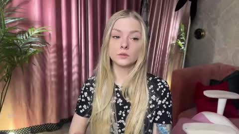 Lili online show from 27, 4, 2026