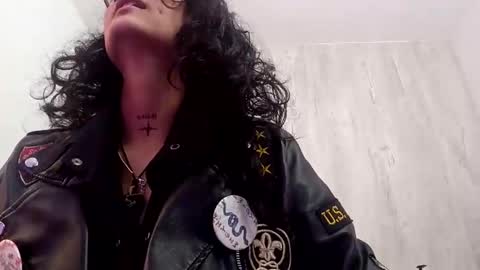 lili_clan online show from 20, 9, 2025