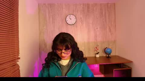 lili_clan online show from 18, 11, 2025