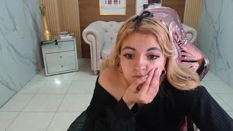 Snapshot of lili_conor_s chatting on 19, 2, 2025 Lili online show from 19, 2, 2025
