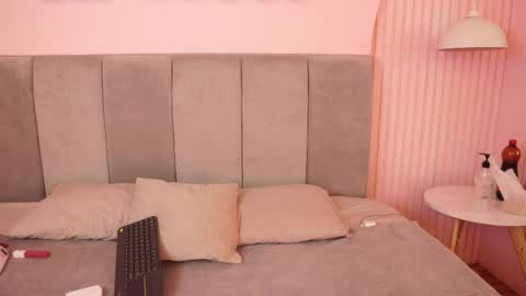 Lili  online show from 14, 5, 2026
