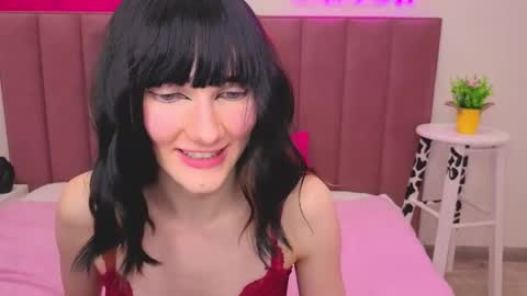 Lilli  follow me kiss online show from 28, 5, 2026