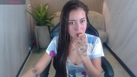 lili_mint_tf online show from 30, 4, 2026
