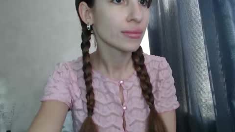 Snapshot of lilia646122 chatting on 3, 2, 2026 Lili online show from 3, 2, 2026