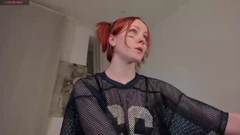 Snapshot of lilian_kroft chatting on 15, 6, 2026 LIL online show from 15, 6, 2026