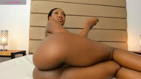 Snapshot of lilian_starfire chatting on 12, 3, 2025 LILIAN online show from 12, 3, 2025