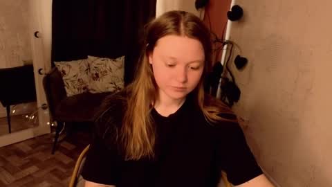 Lilian online show from 17, 4, 2026