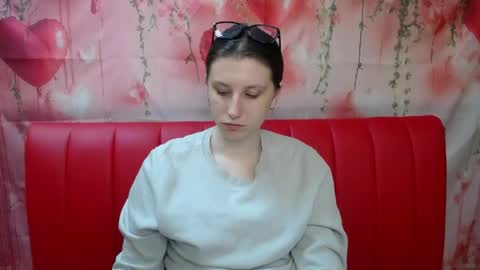 lilianashine online show from 13, 5, 2026