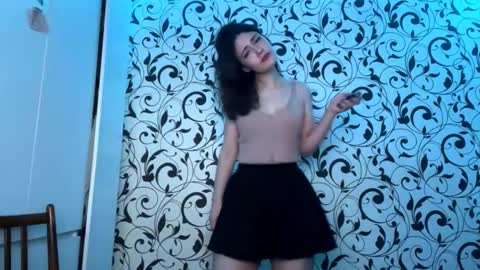 Snapshot of lilianasomsana chatting on 17, 12, 2025 Lili online show from 17, 12, 2025