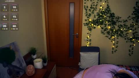 Lilian online show from 14, 9, 2025