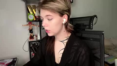 Lilian online show from 24, 5, 2026
