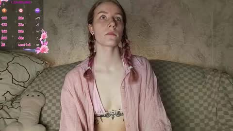 Snapshot of lilianlahot chatting on 22, 3, 2026 Lilly online show from 22, 3, 2026