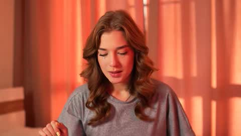 LilianLees online show from 1, 10, 2025