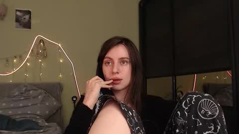 Snapshot of liliatlu chatting on 15, 10, 2025 Lilu online show from 15, 10, 2025