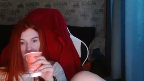 liliawoolf online show from 30, 1, 2025