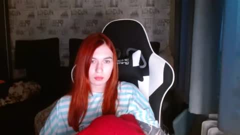 liliawoolf online show from 5, 2, 2025