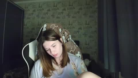 Snapshot of liliawoolf chatting on 19, 4, 2026 liliawoolf online show from 19, 4, 2026