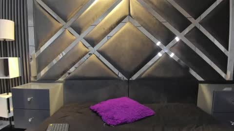  Lili  online show from 14, 1, 2025