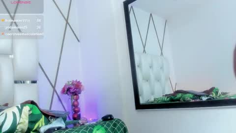Snapshot of lilicameron_ chatting on 17, 4, 2026 LIli cameron online show from 17, 4, 2026