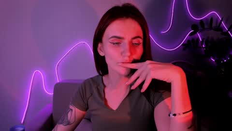 Snapshot of lilie_brown chatting on 3, 12, 2024 Lilie online show from 3, 12, 2024