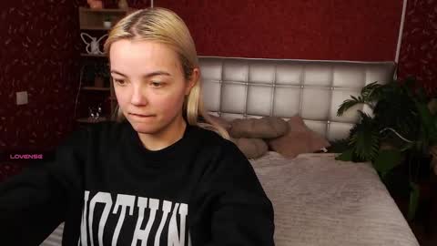 Lilie online show from 9, 2, 2025