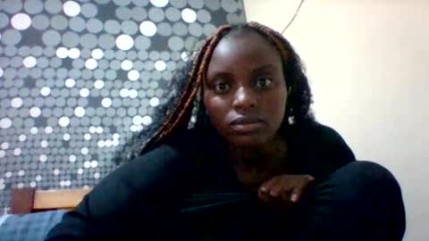 liligal online show from 9, 6, 2026