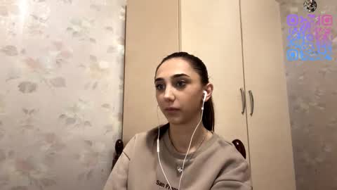 Snapshot of lilihalvorsen chatting on 16, 10, 2025 Lina online show from 16, 10, 2025