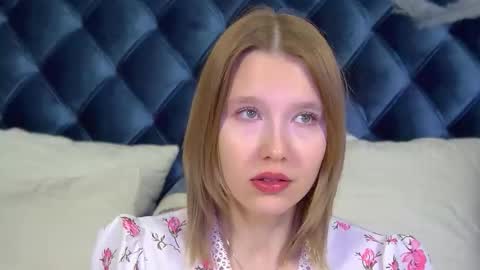 Snapshot of lililinn chatting on 3, 11, 2025 LiliLinn online show from 3, 11, 2025