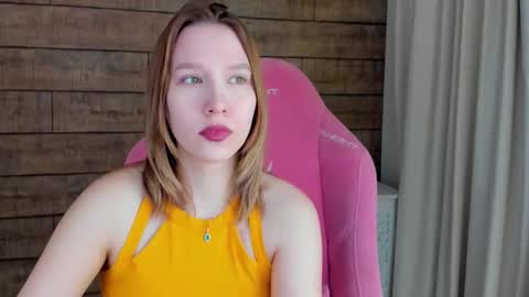 Snapshot of lililinn chatting on 10, 3, 2026 LiliLinn online show from 10, 3, 2026