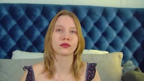 Snapshot of lililinn chatting on 24, 3, 2026 LiliLinn online show from 24, 3, 2026