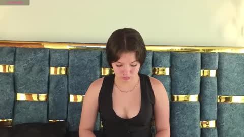 lilimini online show from 4, 2, 2025