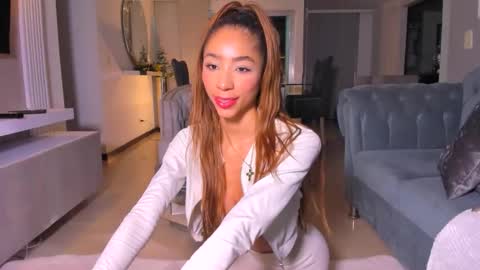 Lili  online show from 17, 12, 2025