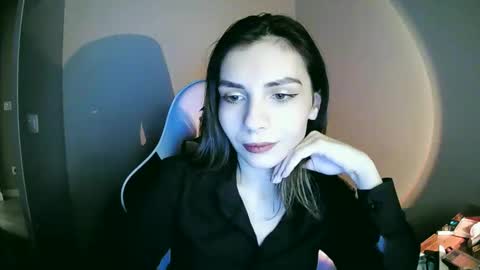 Snapshot of lilirose_x chatting on 21, 12, 2024 lilirose online show from 21, 12, 2024
