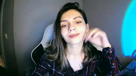 Snapshot of lilirose_x chatting on 23, 12, 2024 lilirose online show from 23, 12, 2024