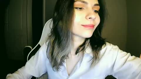 Snapshot of lilirose_x chatting on 26, 12, 2024 lilirose online show from 26, 12, 2024