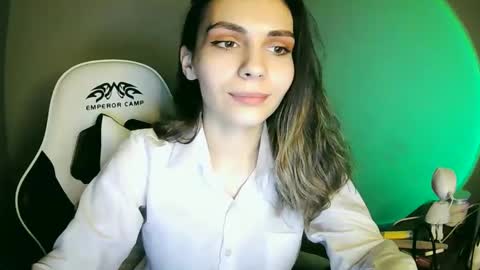 Snapshot of lilirose_x chatting on 26, 12, 2024 lilirose online show from 26, 12, 2024