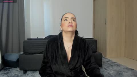 Snapshot of lilirouse chatting on 11, 1, 2025 lilirouse online show from 11, 1, 2025