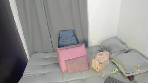 Snapshot of lilirouse chatting on 13, 9, 2025 lilirouse online show from 13, 9, 2025