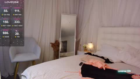 Snapshot of lilit_1love chatting on 11, 9, 2025 Lilit online show from 11, 9, 2025