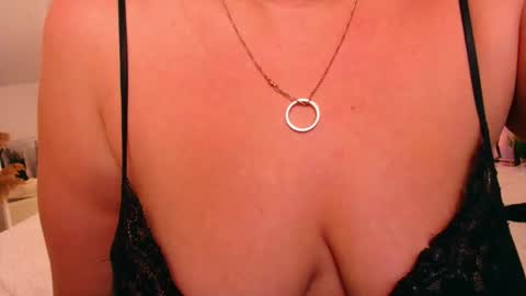 Snapshot of lilit_1love chatting on 23, 9, 2025 Lilit online show from 23, 9, 2025