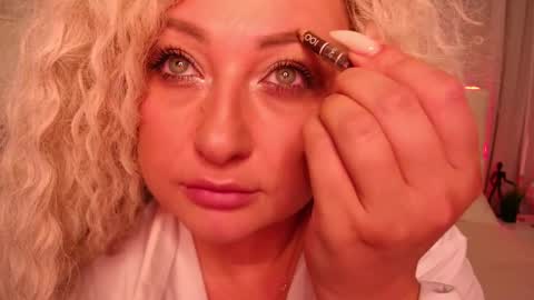 Snapshot of lilit_1love chatting on 30, 9, 2025 Lilit online show from 30, 9, 2025