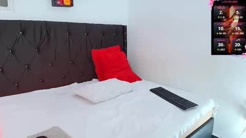 Snapshot of lilith_2025 chatting on 9, 10, 2025 Lilith online show from 9, 10, 2025