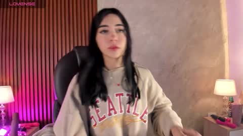 Snapshot of lilith__rosse chatting on 7, 10, 2025 Lilith Rosse online show from 7, 10, 2025