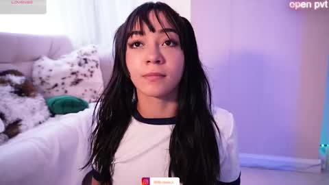 Snapshot of lilith__rosse chatting on 13, 11, 2025 Lilith Rosse online show from 13, 11, 2025