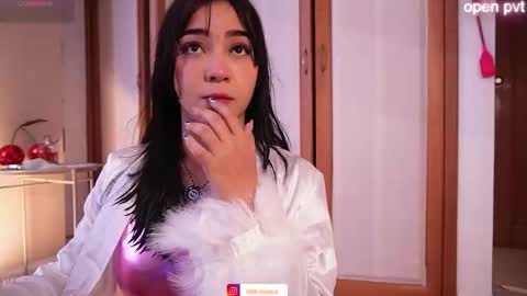 Snapshot of lilith__rosse chatting on 26, 11, 2025 Lilith Rosse online show from 26, 11, 2025