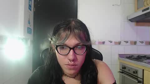 lilith  online show from 8, 5, 2026