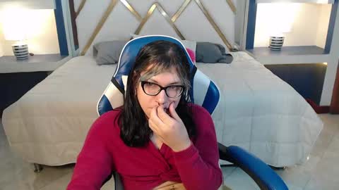 lilith  online show from 22, 5, 2026