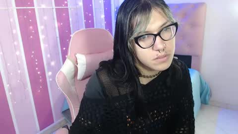 lilith  online show from 25, 5, 2026